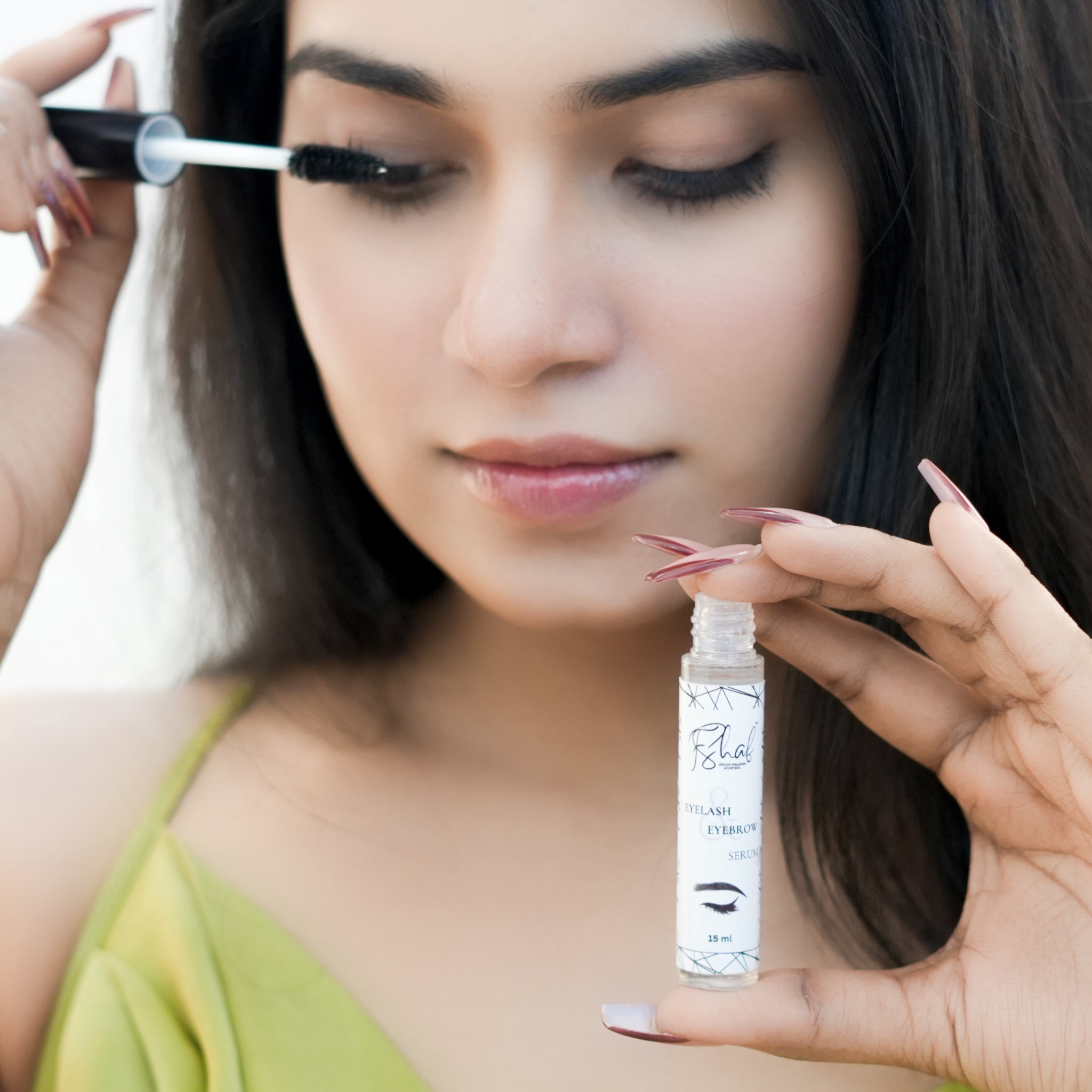 EYELASH & EYEBROW SERUM